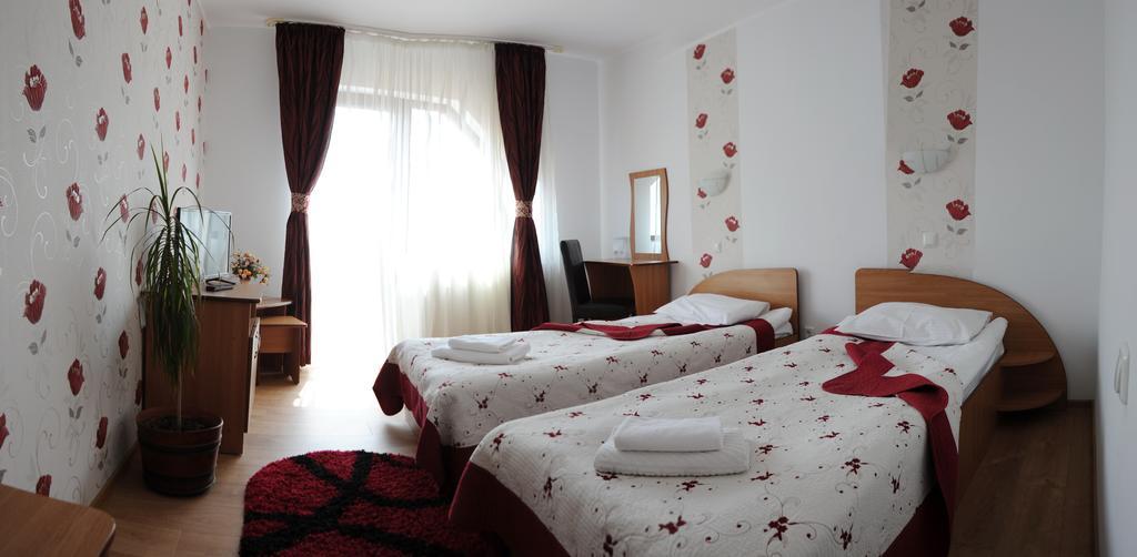 Pensiunea Moldova Piatra Neamţ Exterior foto